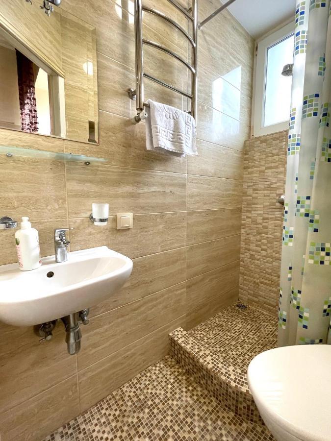 Cozy Apartment On Greek Street 15 敖德萨 外观 照片